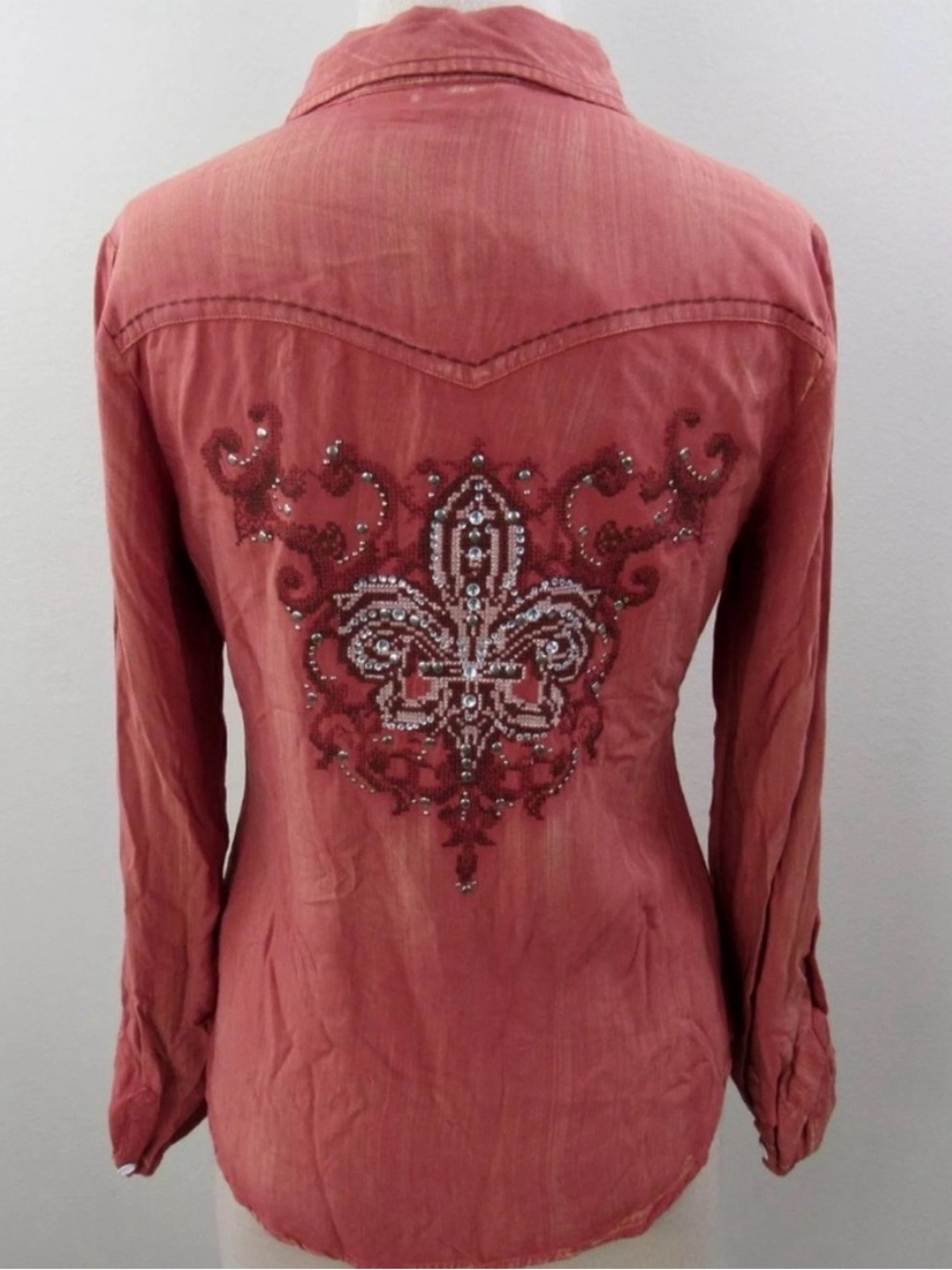 Miss Me Coral Sequin Yoke Rust Button-Down Shirt Cowgirl Size Large Western